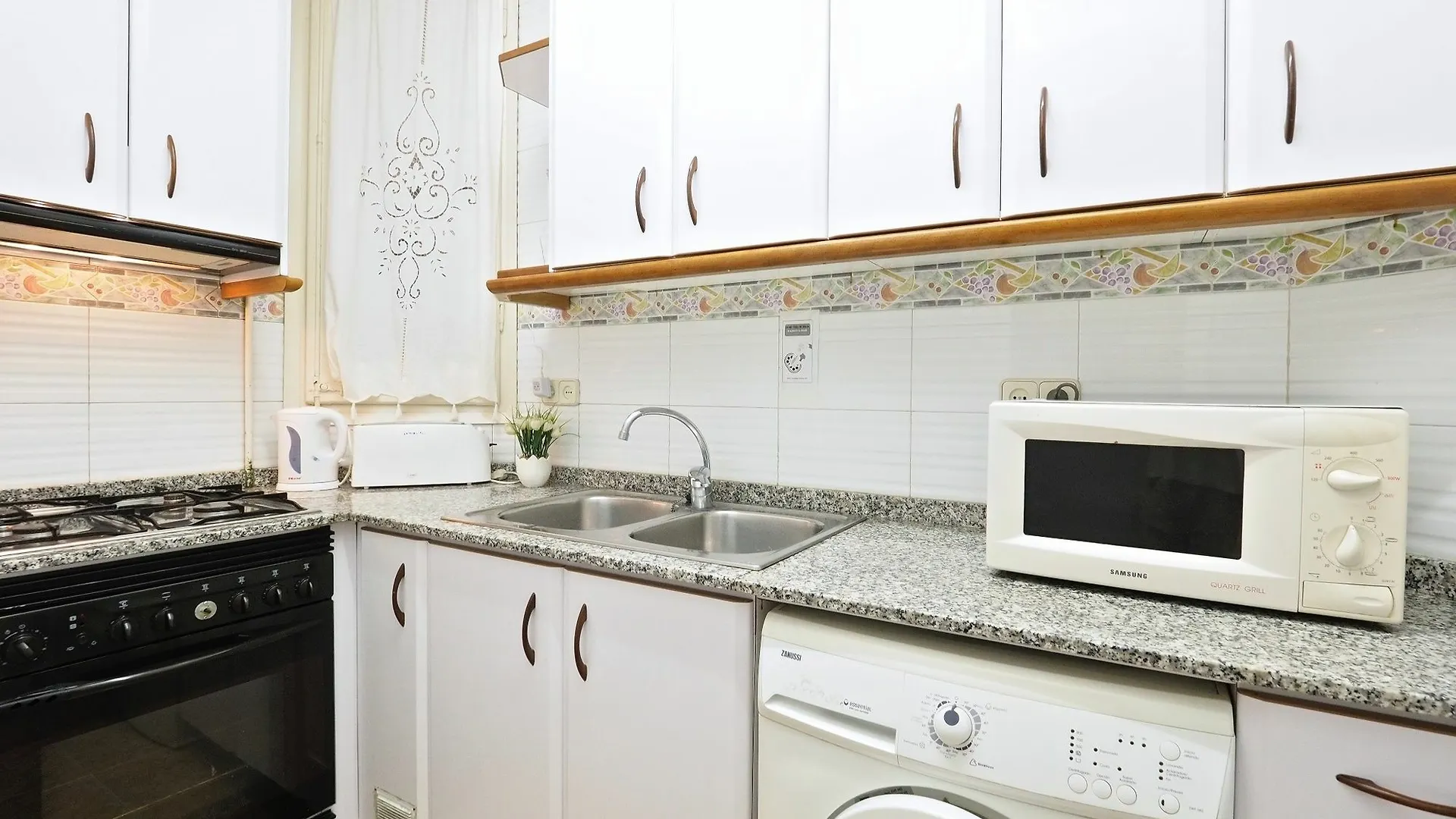 Suites4Days Central Park II Apartment Barcelona Spanien